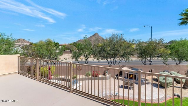 5902 W GAMBIT Trail, Phoenix, AZ 85083