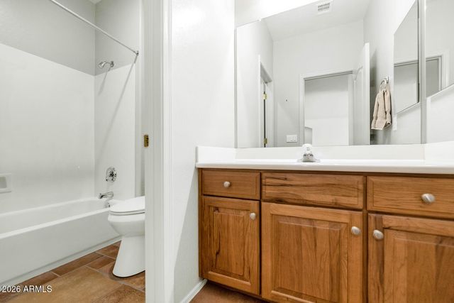 5902 W GAMBIT Trail, Phoenix, AZ 85083