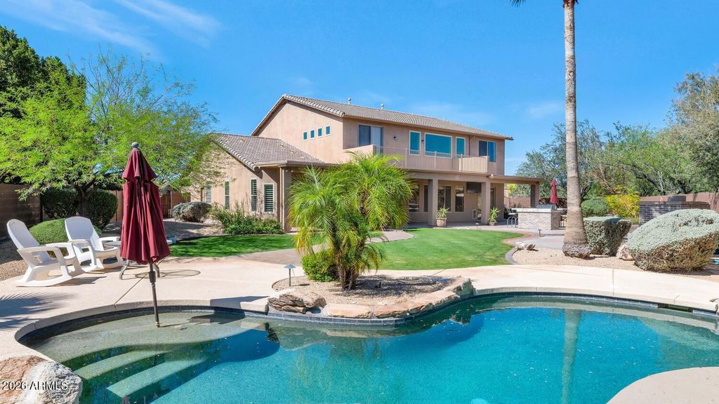 5902 W GAMBIT Trail, Phoenix, AZ 85083