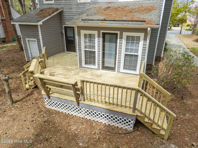 1502 Hollybriar Lane, Greenville, NC 27858