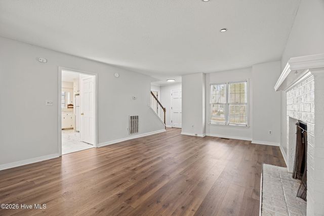 1502 Hollybriar Lane, Greenville, NC 27858