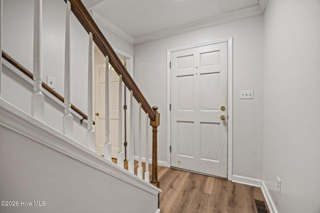 1502 Hollybriar Lane, Greenville, NC 27858