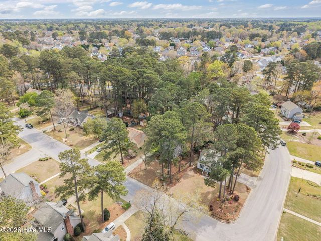 1502 Hollybriar Lane, Greenville, NC 27858