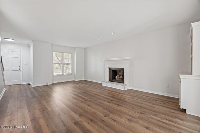 1502 Hollybriar Lane, Greenville, NC 27858