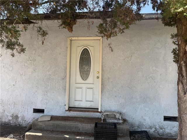 7543 Vineland, Sun Valley, CA 91352