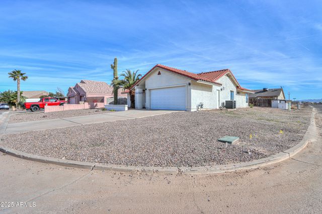 15741 S CORAL Road, Arizona City, AZ 85123