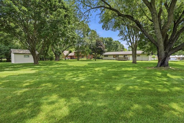 2728 E Deblene Lane, Eau Claire, WI 54703