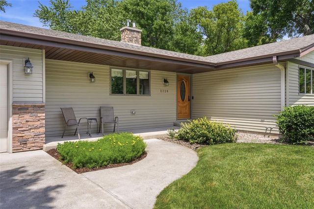 2728 E Deblene Lane, Eau Claire, WI 54703