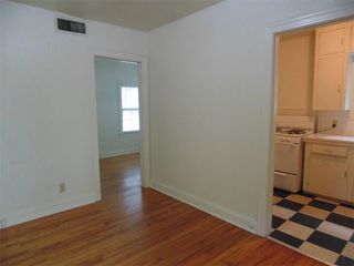 912 W 22 1/2 ST J, Austin, TX 78705