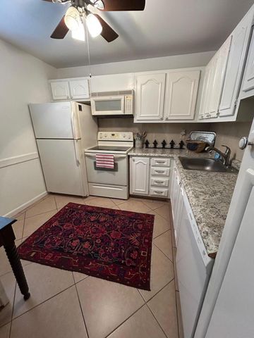 2515 NE 2nd Court 202, Boynton Beach, FL 33435
