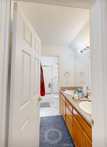 17727 Merridy Street, Northridge, CA 91325