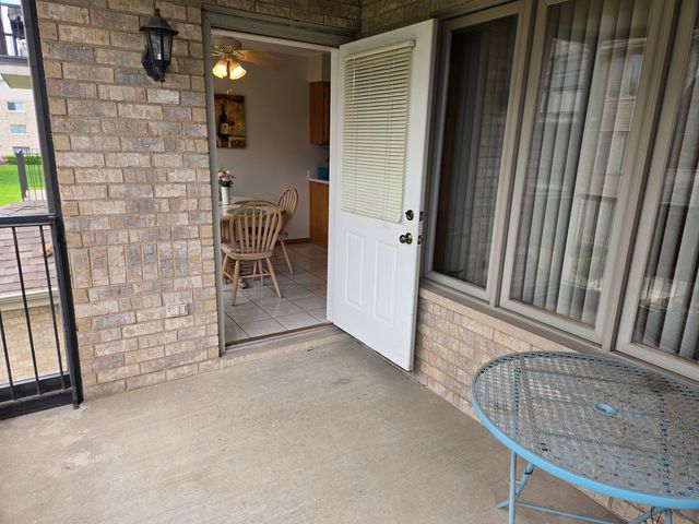 13950 Lavergne Avenue 907, Crestwood, IL 60418