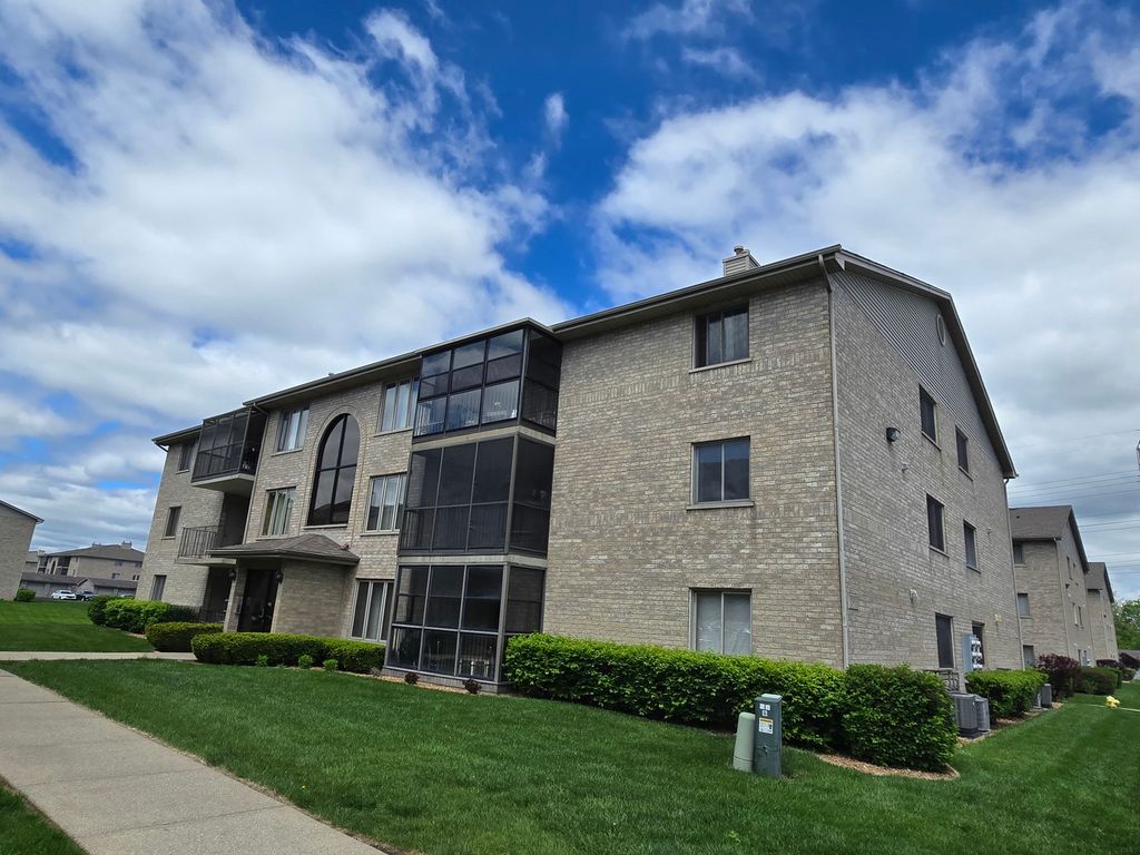 13950 Lavergne Avenue 907, Crestwood, IL 60418