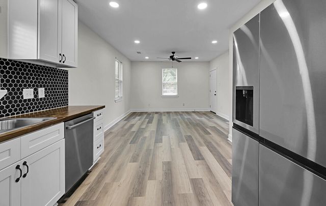 1713 Reuter Avenue, Waco, TX 76708