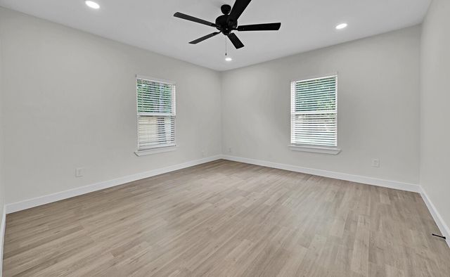 1713 Reuter Avenue, Waco, TX 76708