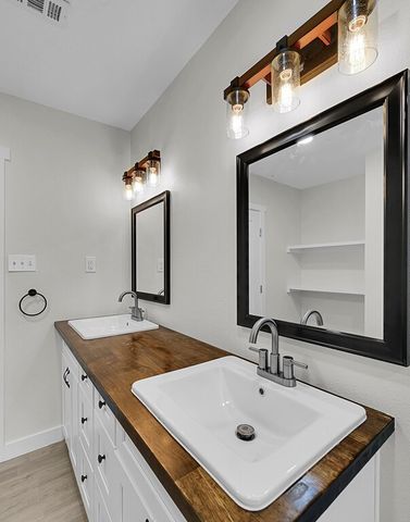 1713 Reuter Avenue, Waco, TX 76708