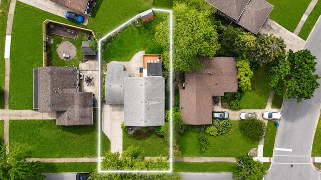 9502 Forrest Drive, Highland, IN 46322