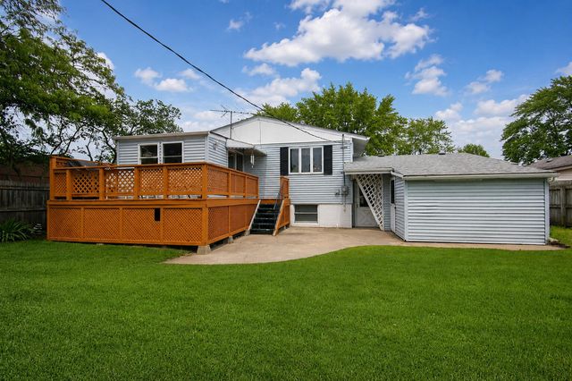 9502 Forrest Drive, Highland, IN 46322