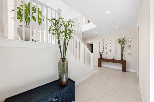 115 Green Rdg, Irvine, CA 92602