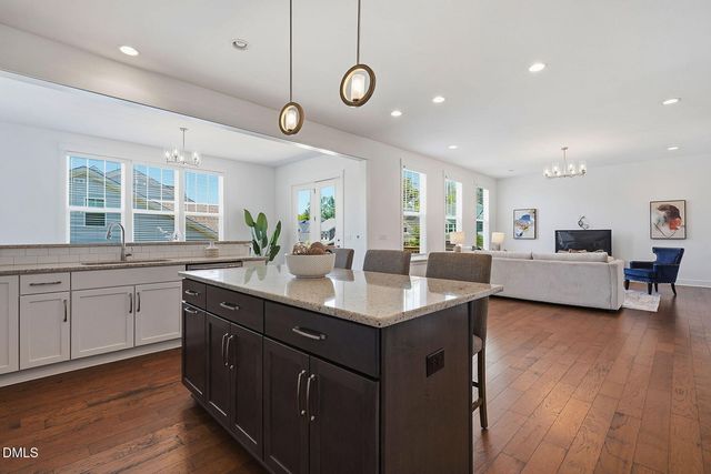 100 Oaks End Drive, Holly Springs, NC 27540