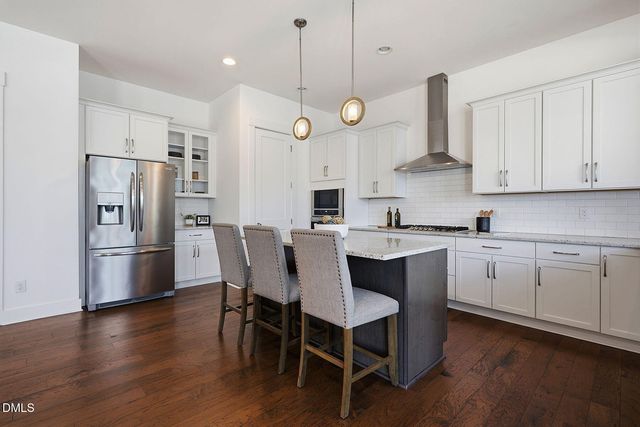 100 Oaks End Drive, Holly Springs, NC 27540