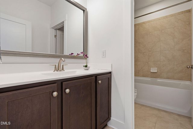 100 Oaks End Drive, Holly Springs, NC 27540