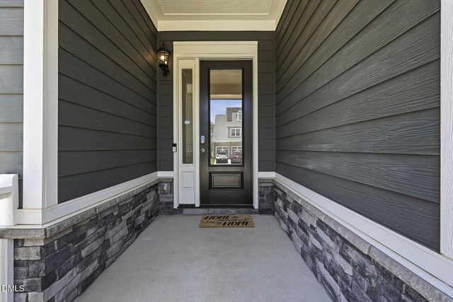 100 Oaks End Drive, Holly Springs, NC 27540