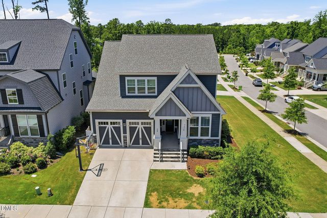 100 Oaks End Drive, Holly Springs, NC 27540