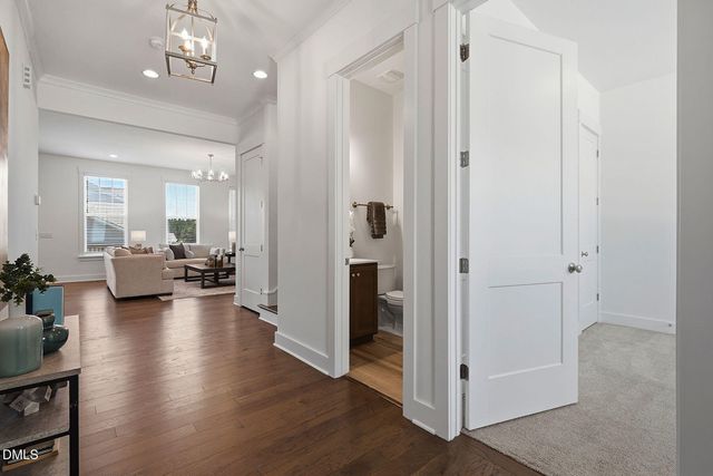 100 Oaks End Drive, Holly Springs, NC 27540