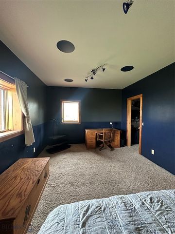 117 Meredith Ranch, Livingston, MT 59047