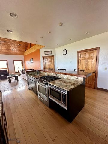 117 Meredith Ranch, Livingston, MT 59047