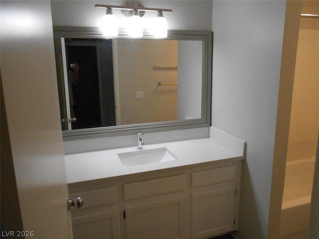 7100 Pirates Cove Road 2043, Las Vegas, NV 89145