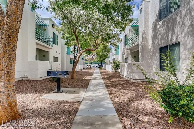 7100 Pirates Cove Road 2043, Las Vegas, NV 89145