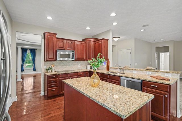 1601 Little Falls Drive, Clearcreek Twp., OH 45458