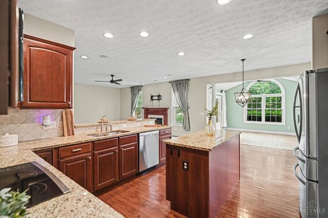 1601 Little Falls Drive, Clearcreek Twp., OH 45458