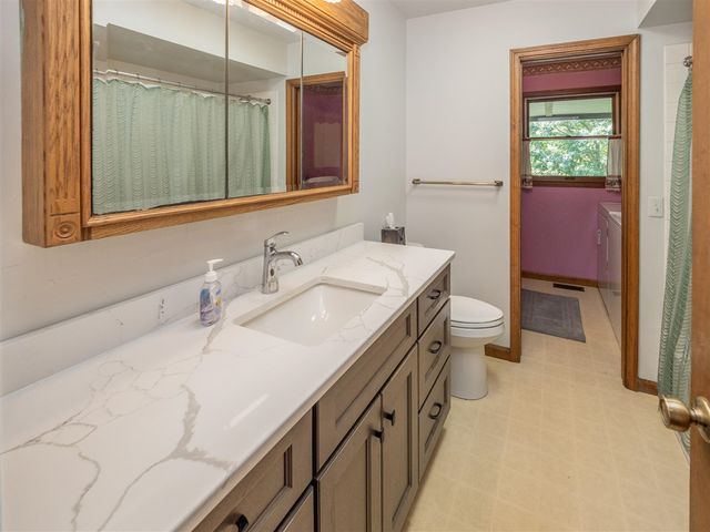 48316 County Road 384, Grand Junction, MI 49056