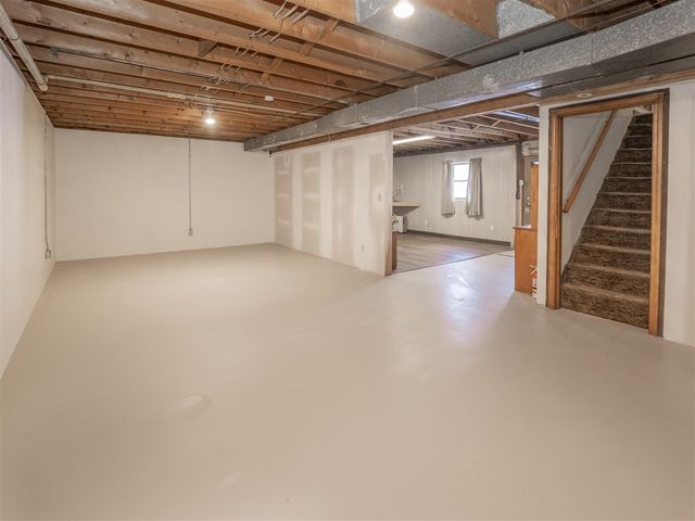 48316 County Road 384, Grand Junction, MI 49056