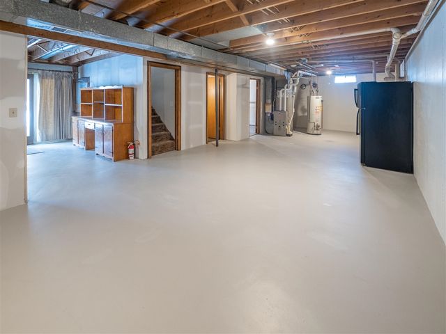 48316 County Road 384, Grand Junction, MI 49056