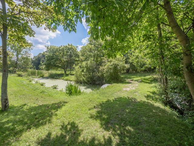 48316 County Road 384, Grand Junction, MI 49056