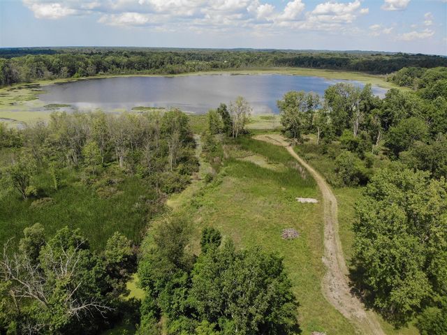 48316 County Road 384, Grand Junction, MI 49056