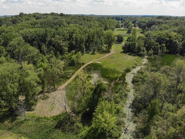 48316 County Road 384, Grand Junction, MI 49056