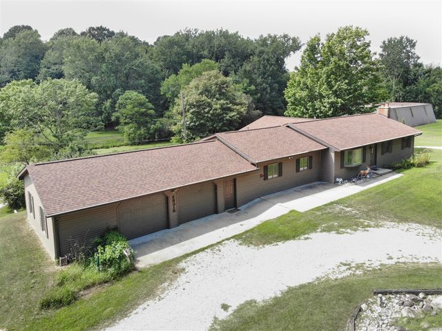 48316 County Road 384, Grand Junction, MI 49056