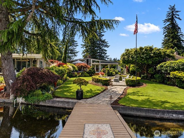 29206 218th Place SE, Black Diamond, WA 98010