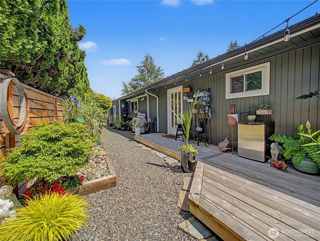 29206 218th Place SE, Black Diamond, WA 98010
