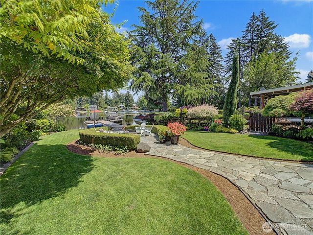 29206 218th Place SE, Black Diamond, WA 98010