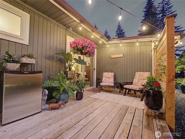 29206 218th Place SE, Black Diamond, WA 98010