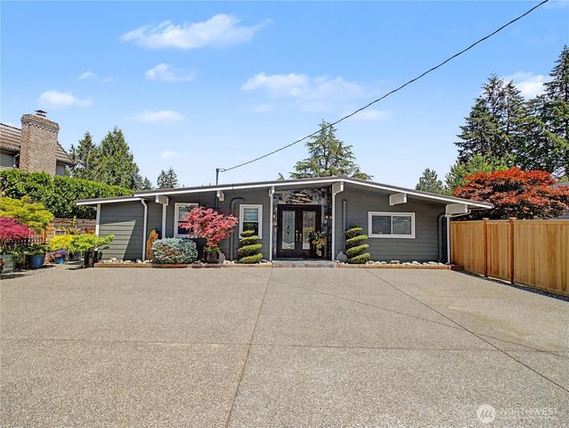29206 218th Place SE, Black Diamond, WA 98010