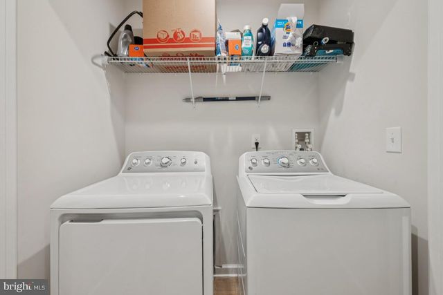 81 SOUTHWIND DR, Blackwood, NJ 08012