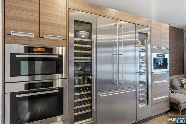 760 Undercliff B, Edgewater, NJ 07020