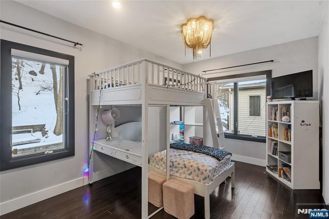 760 Undercliff B, Edgewater, NJ 07020